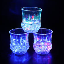 Copos  luminosos, (kit 3 copos)